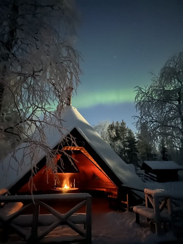 best-northern-lights-tour-rovaniemi best-husky-tour