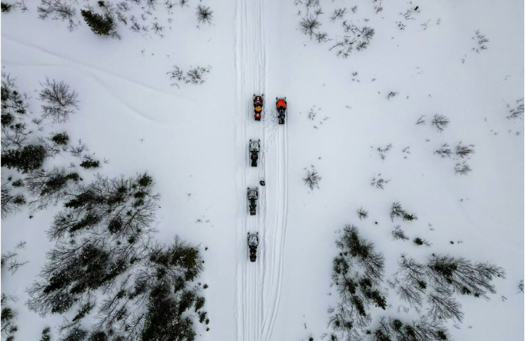 best-snowmobile-tour-in-rovaniemi best-snowmobile-tour-rovaniemi