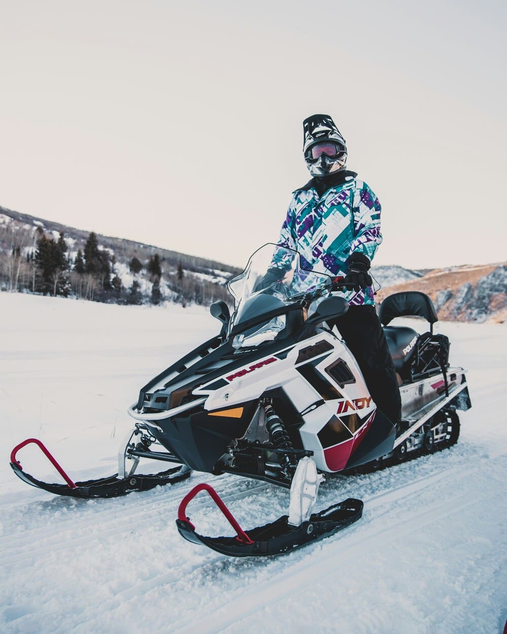 best-snowmobile-tour-rovaniemi best-snowmobile-tour-rovaniemi